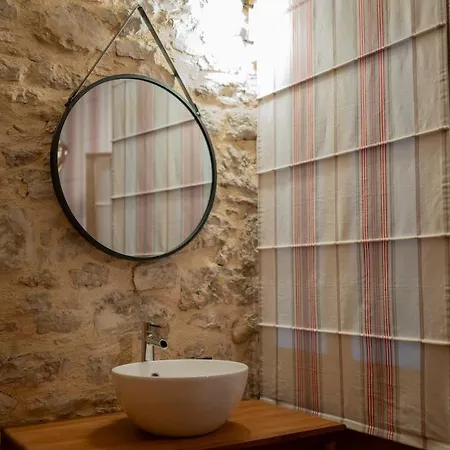 Casa vacanze Magnifique Longère En Pierre Du Lot Piscine Privée