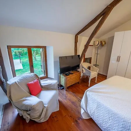 Casa vacanze Magnifique Longère En Pierre Du Lot Piscine Privée *