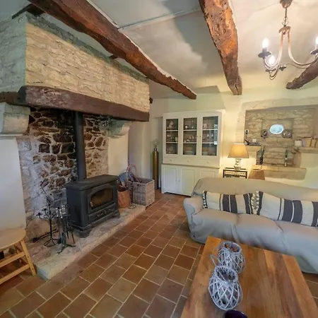 Casa vacanze Magnifique Longère En Pierre Du Lot Piscine Privée