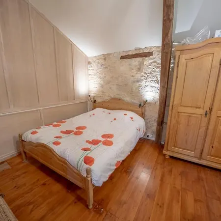 Casa vacanze Magnifique Longère En Pierre Du Lot Piscine Privée *