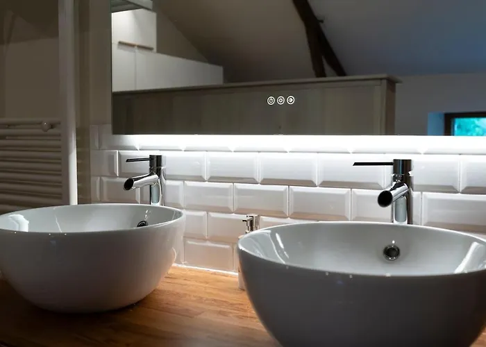 Magnifique Longere En Pierre Du Lot Piscine Privee Nyaraló Vaylats