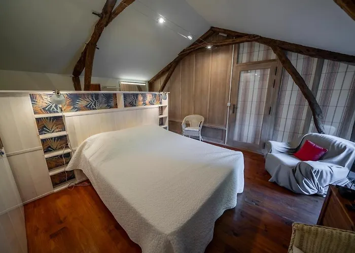 Nyaraló Magnifique Longere En Pierre Du Lot Piscine Privee